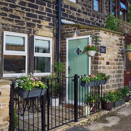 Chimney Cottage ホルムファース エクステリア 写真