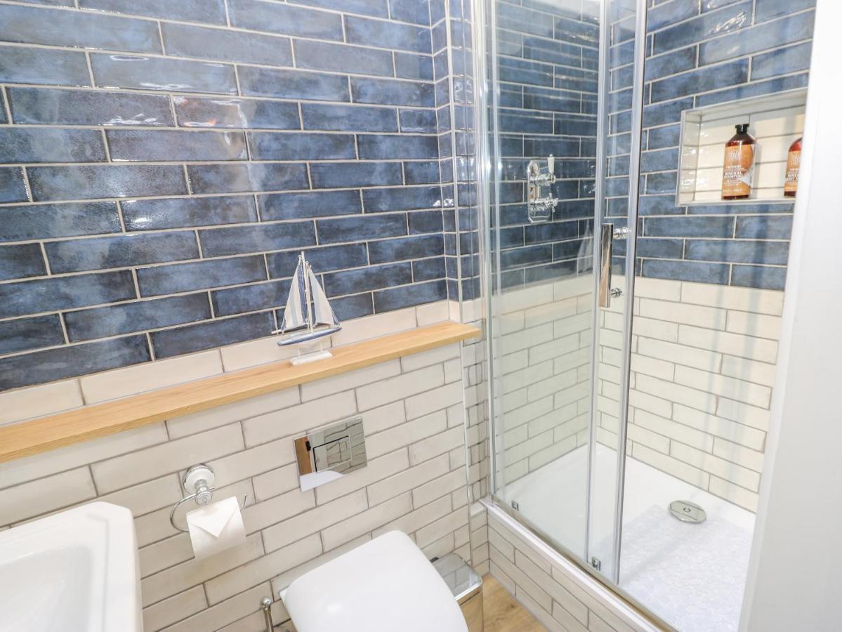 Chimney Cottage ホルムファース エクステリア 写真